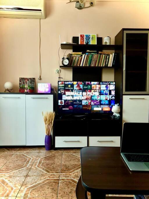 Ap 2 Cam Confortabile - Ab House Iasi Esterno foto
